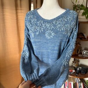 Soft Surroundings 100% Cotton Light Blue Floral Embroidered Sweater Size Small